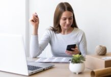 Онлайн заработок для девушек: возможности и советы