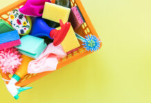 Как выгодно закупать хозтовары оптом: практические советы и рекомендации